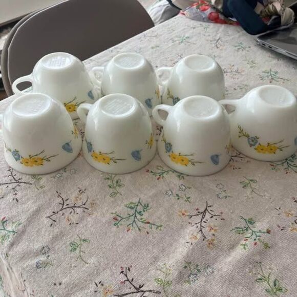 Pyrex Flirtation Coffee Tea Cups 7 White Yellow Blue Butterfly Floral Milk Glass - Picture 2 of 7